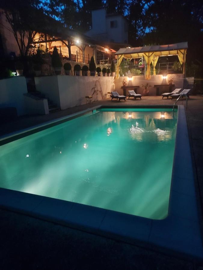 Villa Vila avec, piscine, tennis. à Rivaux Extérieur photo